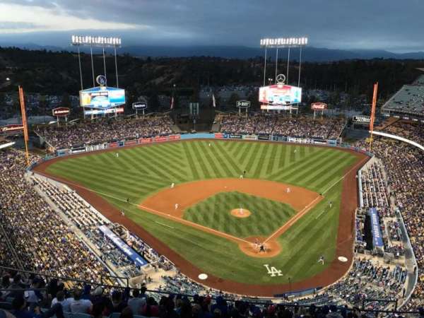 Dodger Stadium, bloc: 5TD, rangée: O, place: 13
