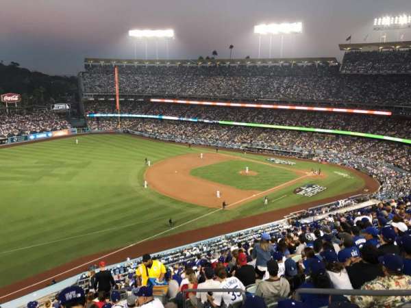 Dodger Stadium, bloc: 39RS, rangée: R, place: 5