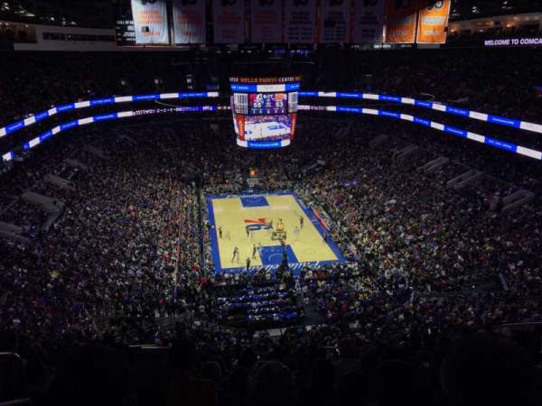 Xfinity Mobile Arena, bloc: 219, rangée: 15, place: 2