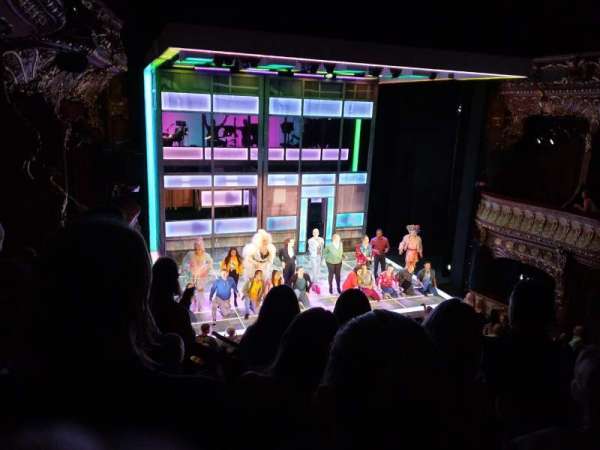 Apollo Theatre, bloc: Dress circle, rangée: D, place: 25