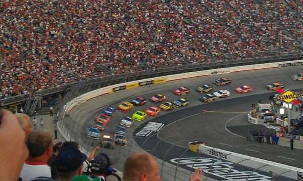 Bristol Motor Speedway, bloc: Allison F, rangée: 27, place: 15