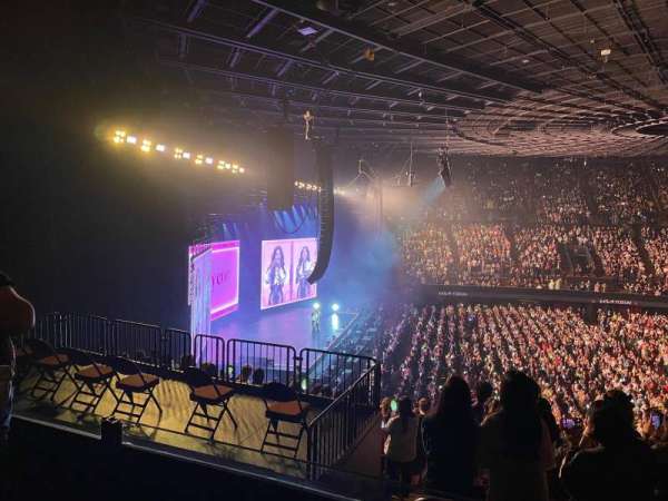 Kia Forum, bloc: 225, rangée: 2, place: 10