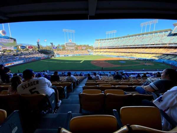 Dodger Stadium, bloc: 143LG, rangée: R, place: 7