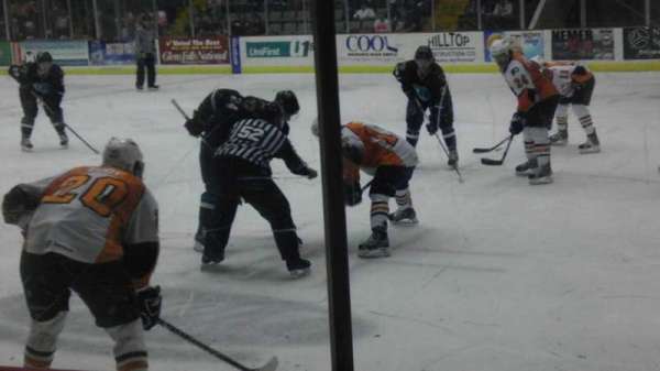 Harding Mazzotti Arena, bloc: P, rangée: 3, place: 1