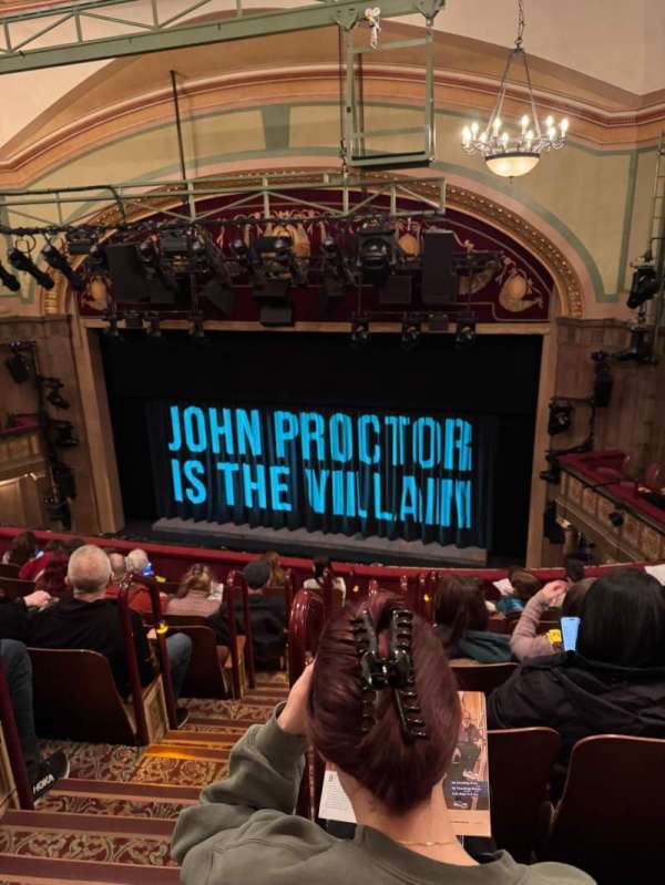 Booth Theatre, bloc: Mezzanine R, rangée: H, place: 2