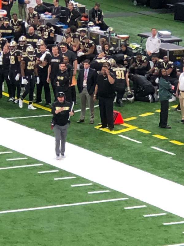 Caesars Superdome, bloc: 201, rangée: 2, place: 1