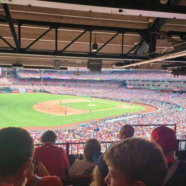 Busch Stadium, bloc: Champions Club 5, rangée: D, place: 2