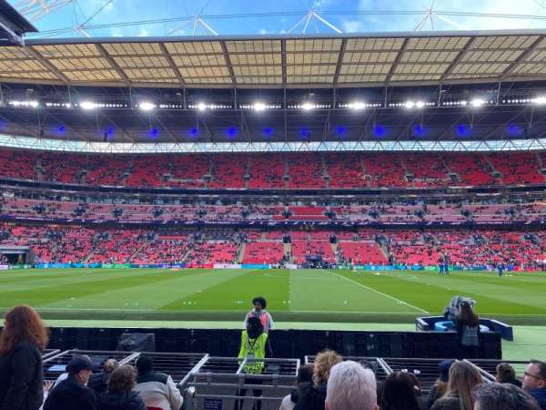 Wembley Stadium, bloc: 123, rangée: 7, place: 10