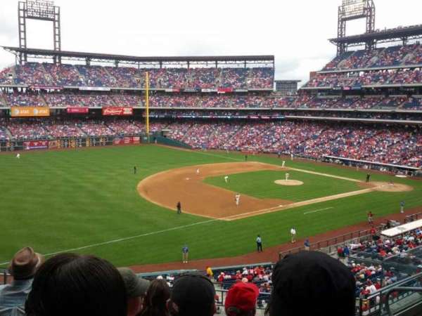 Citizens Bank Park, bloc: 233, rangée: 5, place: 6