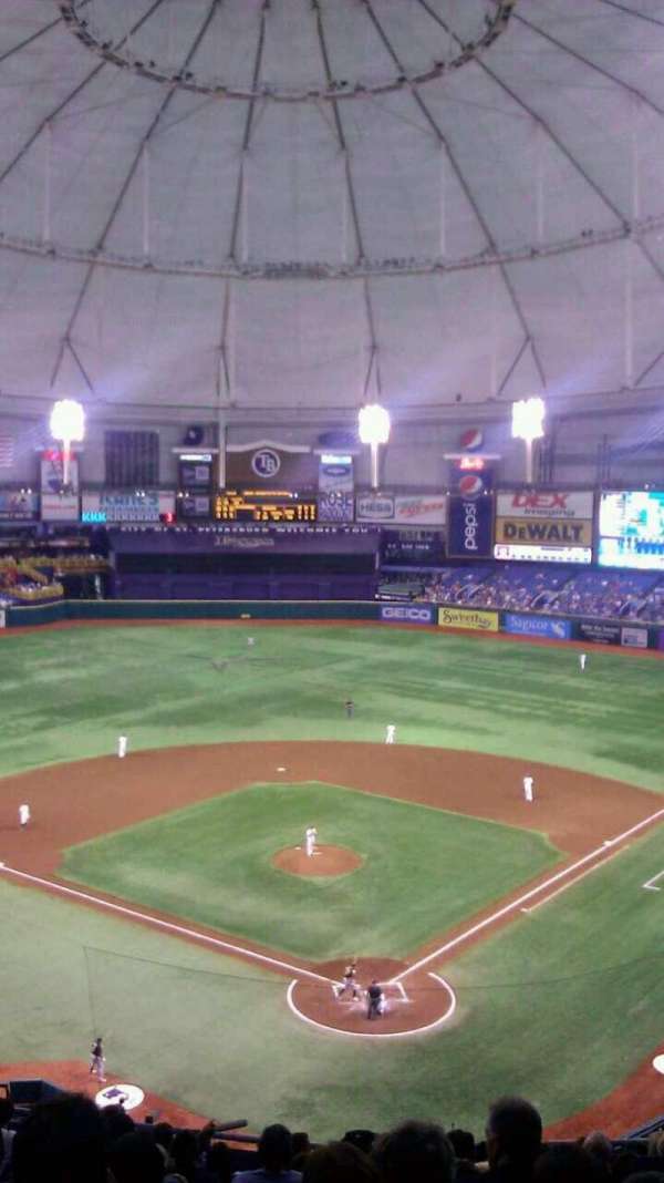 Tropicana Field, bloc: 301, rangée: N, place: 9
