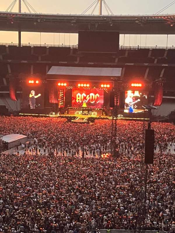 Stade de France, bloc: EQ, rangée: 63, place: 4