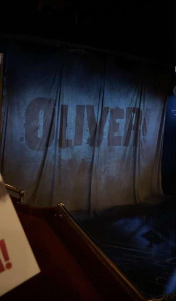 Gielgud Theatre, bloc: Box B, rangée: A, place: 1