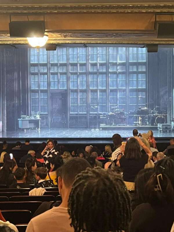 Neil Simon Theatre, bloc: Orchestra C, rangée: Y, place: 109