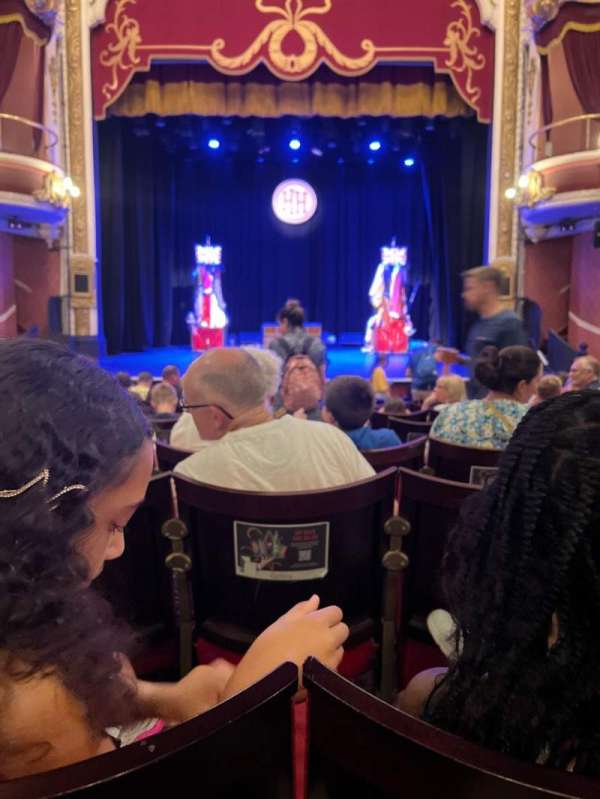 Palace theatre Southend On Sea, bloc: Stalls, rangée: J, place: 11