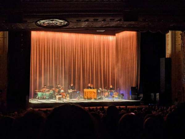 KeyBank State Theatre, bloc: Orchestra L, rangée: LL, place: 111
