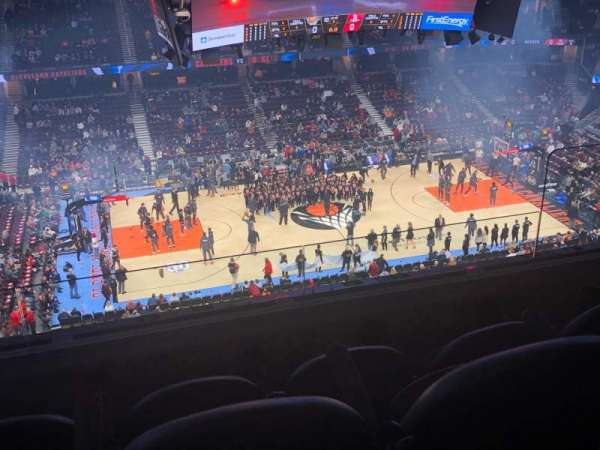 Rocket Arena, bloc: 225, rangée: 3, place: 3