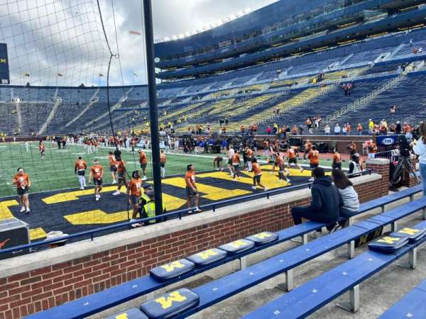 Michigan Stadium, bloc: 12, rangée: 4, place: 19