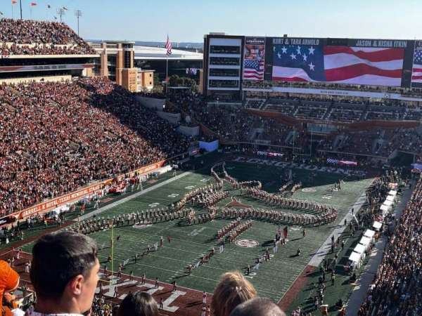 Texas Memorial Stadium, bloc: 113, rangée: 12, place: 14