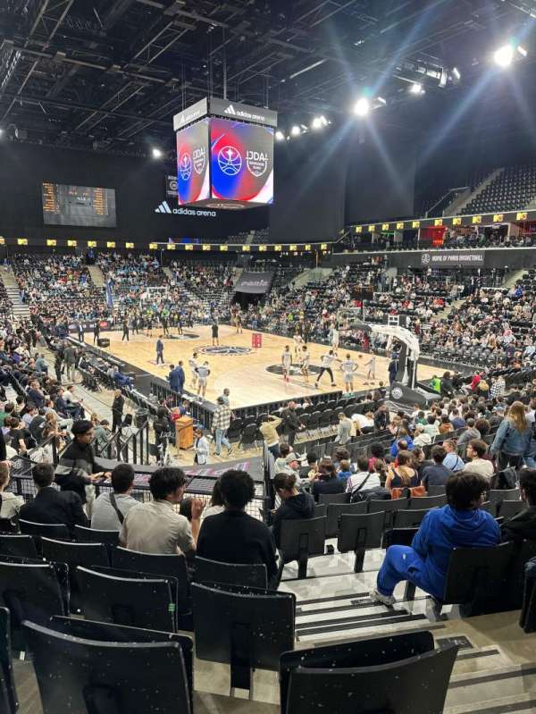 Adidas Arena, bloc: J, rangée: 02, place: 12