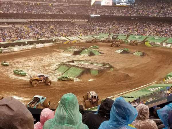 MetLife Stadium, bloc: 245a, rangée: 8, place: 5