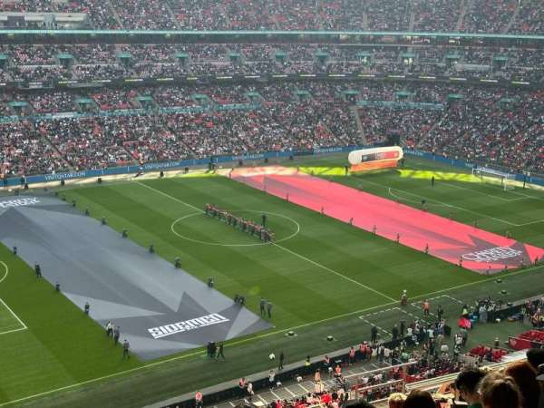 Wembley Stadium, bloc: 504, rangée: 11, place: 118