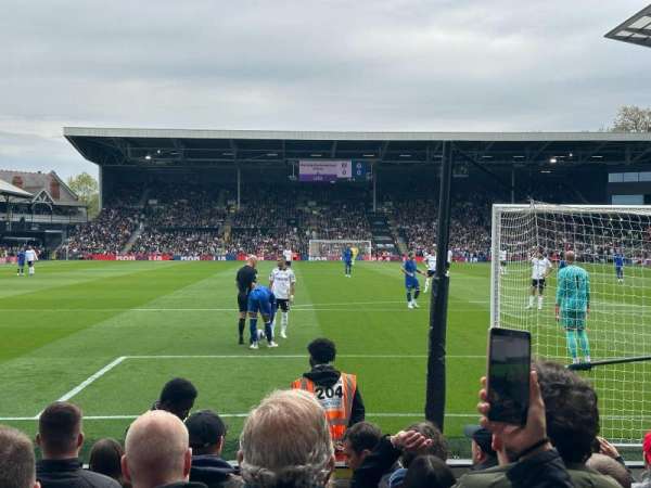 Craven Cottage, bloc: H4, rangée: D, place: 94