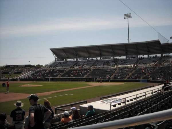 Hammond Stadium at Lee County Sports Complex, bloc: 115, rangée: 7, place: 1