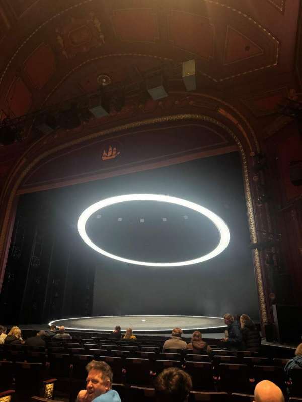 Mayflower Theatre, bloc: Stalls, rangée: K, place: 8