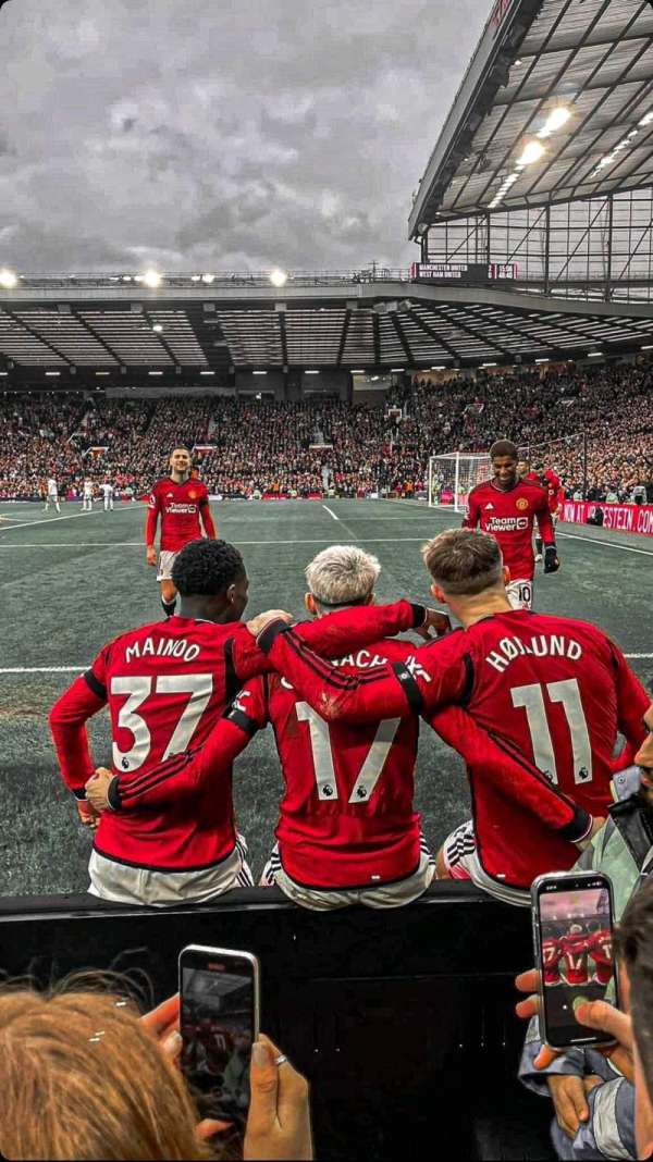 Old Trafford, bloc: S122, rangée: 36, place: 203