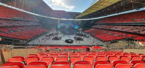 Wembley Stadium, bloc: 214, rangée: 15, place: 06