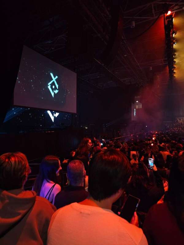 Zénith Paris, bloc: J, rangée: 10, place: 3