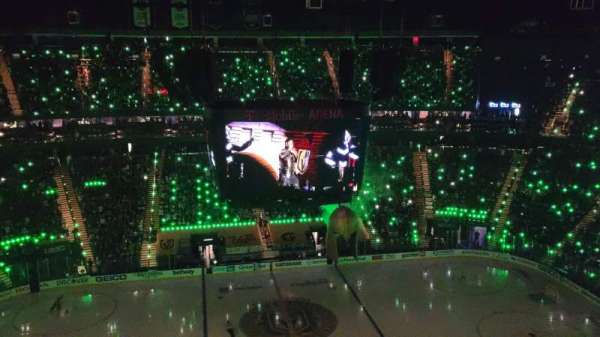T-Mobile Arena, bloc: 226, rangée: f, place: 13