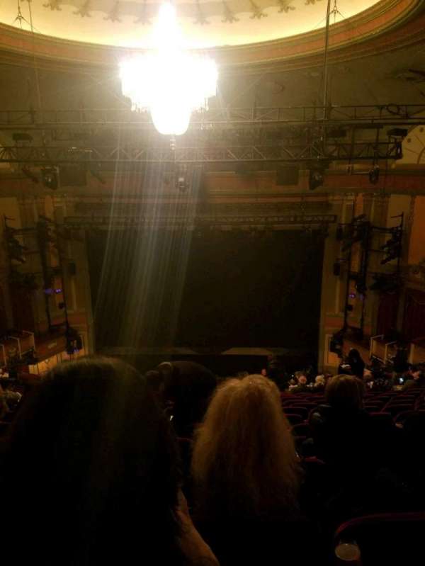 Neil Simon Theatre, bloc: Mezzanine C, rangée: P, place: 116