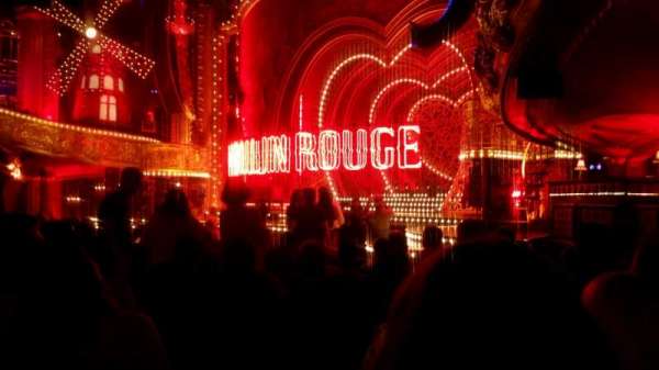 Al Hirschfeld Theatre, bloc: Orchestra R, rangée: O, place: 24