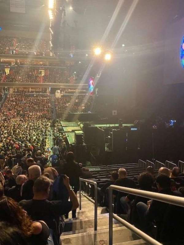 Capital One Arena, bloc: 112, rangée: P, place: 22