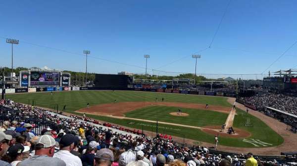George M. Steinbrenner Field, bloc: 214, rangée: K, place: 1