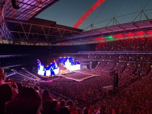 Wembley Stadium, bloc: 524, rangée: 8, place: 326