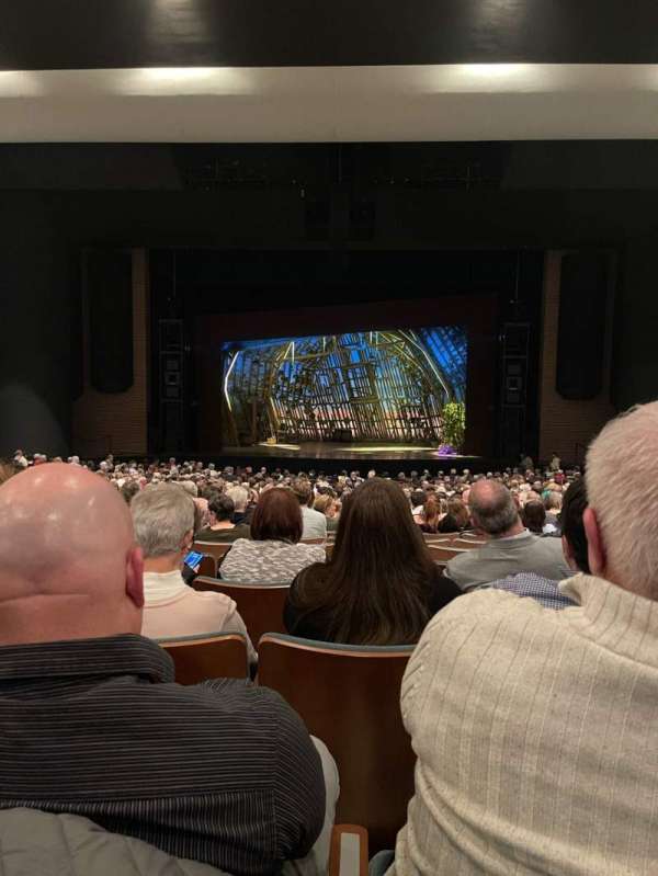 Cobb Great Hall, bloc: Orchestra, rangée: V, place: 30