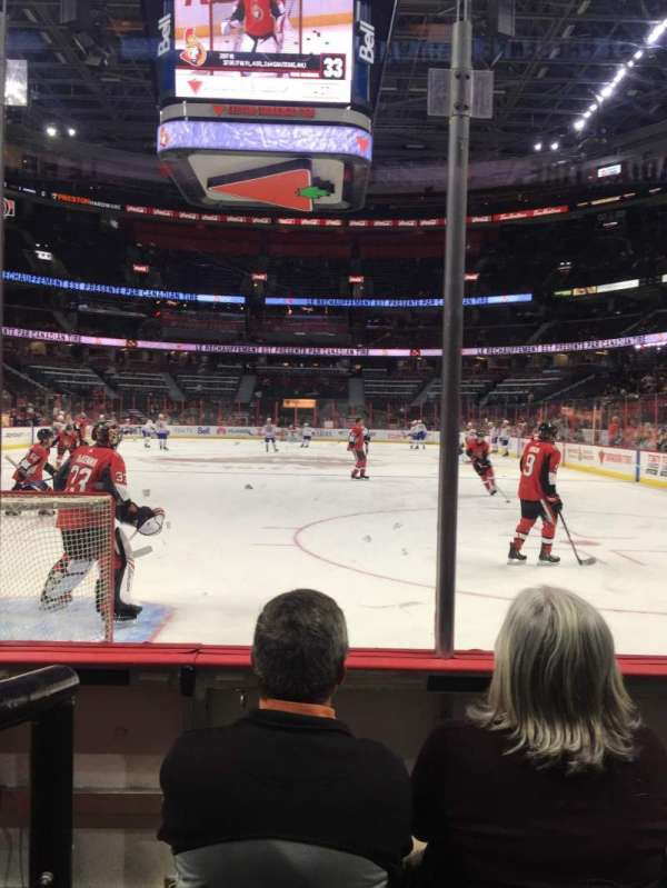 Canadian Tire Centre, bloc: 101, rangée: C, place: 3, 4