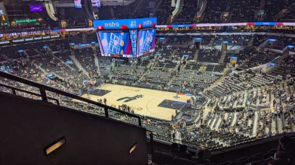 Frost Bank Center, bloc: 205, rangée: 7, place: 11