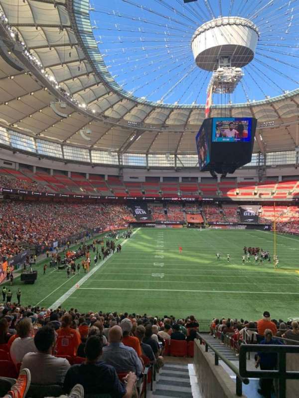 BC Place, bloc: 202, rangée: NN, place: 102