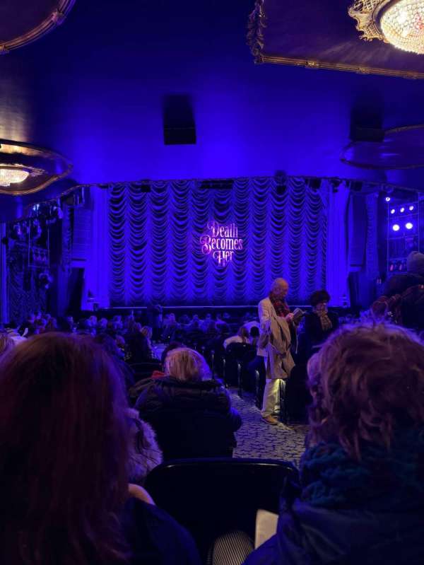 Lunt-Fontanne Theatre, bloc: Orchestra L, rangée: V, place: 3