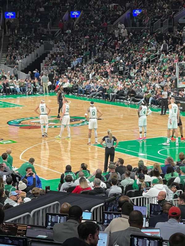 TD Garden, bloc: 19, rangée: 15, place: 9