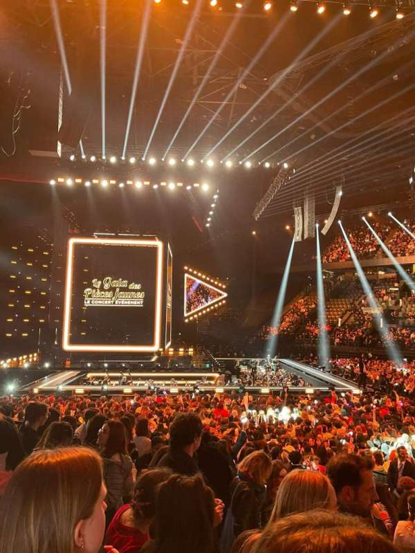 Accor Arena, bloc: Gradin P, rangée: 27, place: 6
