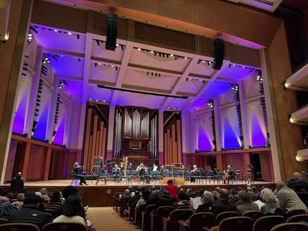 Benaroya Hall, bloc: Orchestra L, rangée: Q, place: 1
