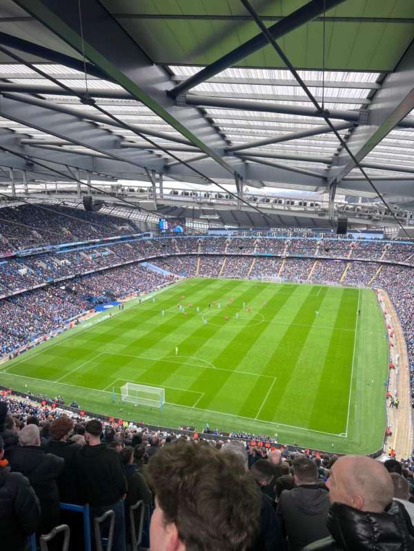 Etihad Stadium, Manchester, bloc: 313, rangée: 33, place: 147