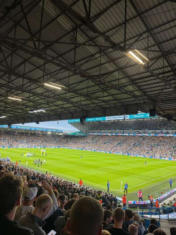 Elland Road, bloc: B1, rangée: I, place: 42