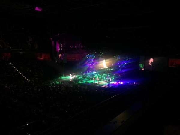 Mohegan Sun Arena, bloc: 108, rangée: A, place: 4