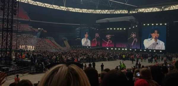 Wembley Stadium, bloc: 103, rangée: 17, place: 19