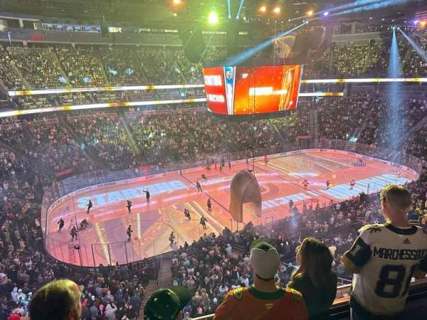 T-Mobile Arena, bloc: 202, rangée: C, place: 9